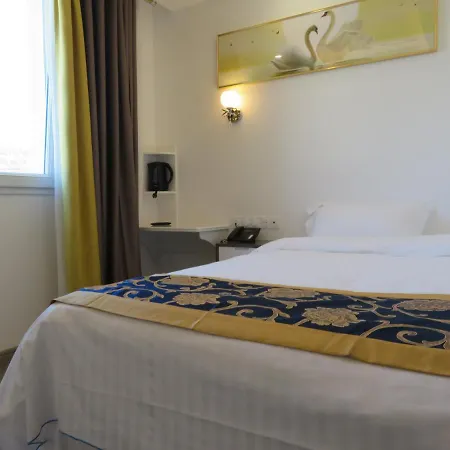 Szálloda Kyriad Rouen Sud - Les Rouen 3*